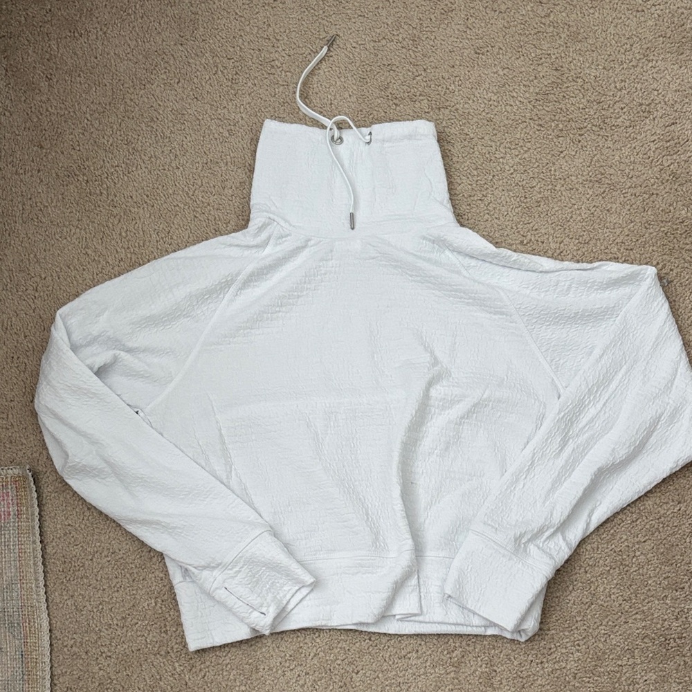 Danskin White Textured Top